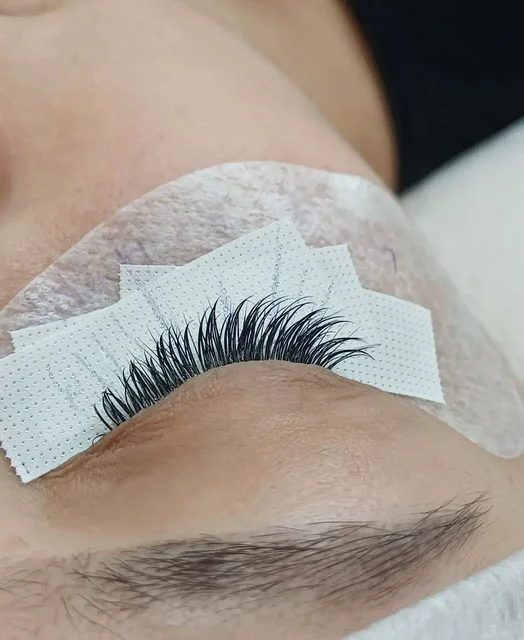 Наращивание ресниц в домашней студии - Обучение в Чебоксары