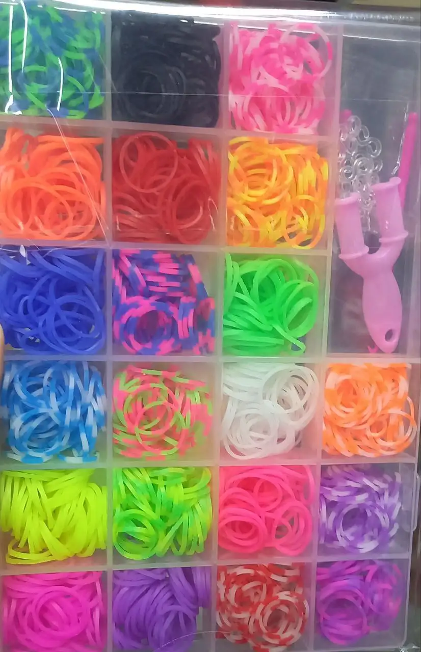 Набор бисера и резинки для плетения - Барахолка в Чебоксары