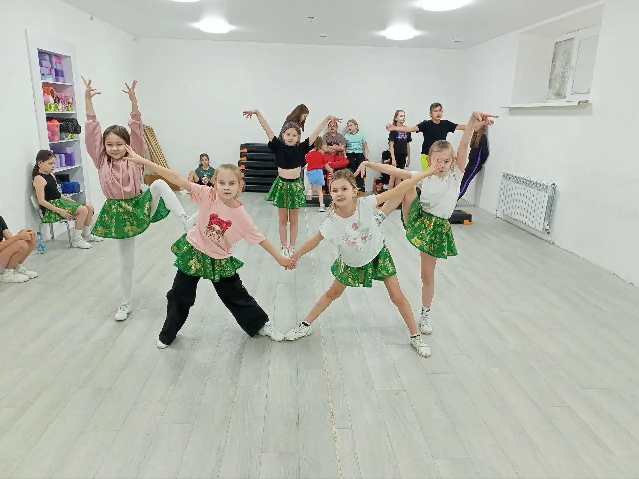 Набор девочек на спортивную аэробику в Чебоксарах - Спорт и фитнес (Хобби и отдых) в Чебоксары