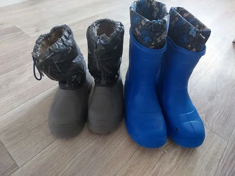 Резиновые сапоги серые и синие - Спортивная одежда в Чебоксары