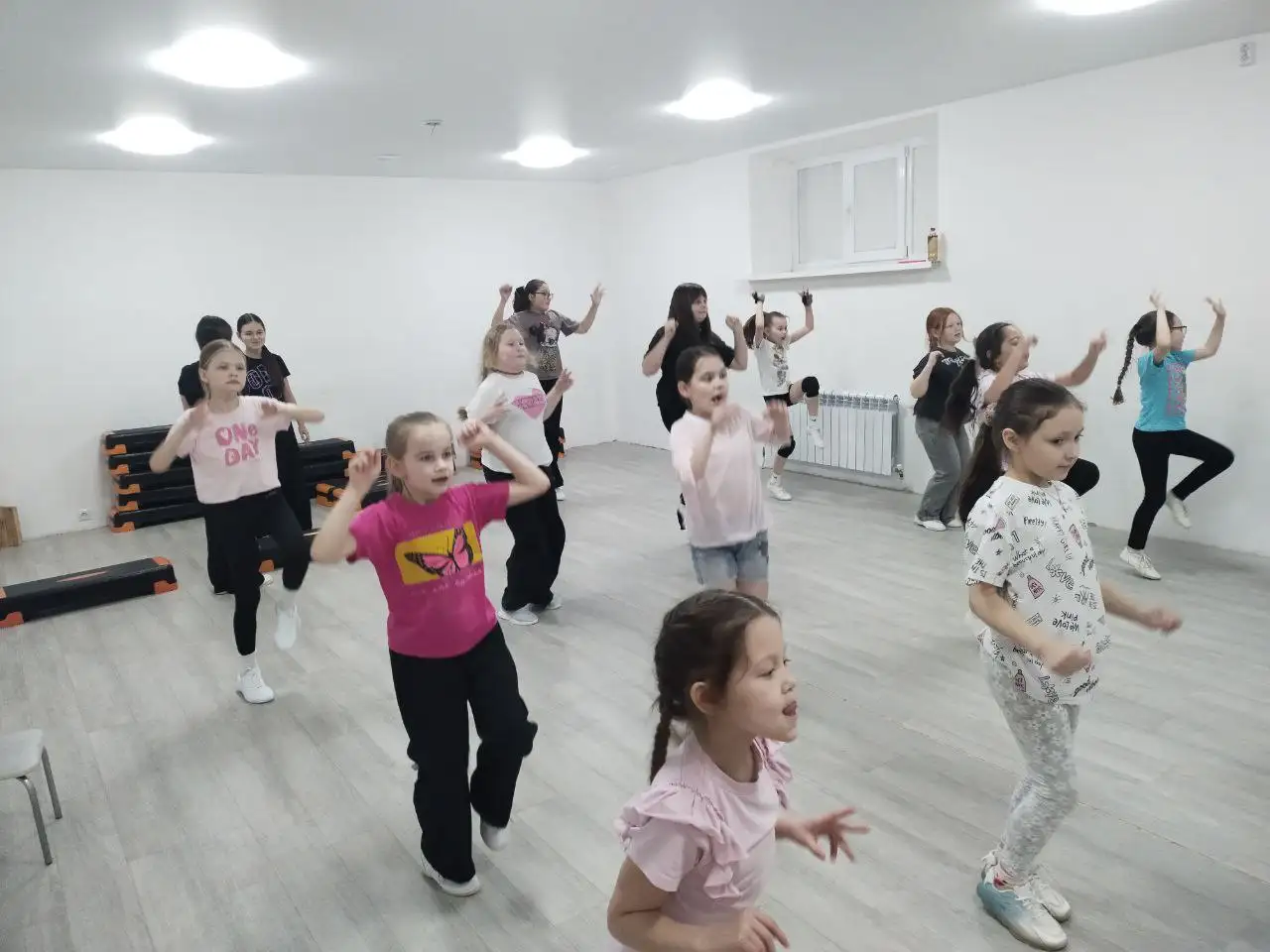 Набор девочек в группу спортивной аэробики - Спортивные занятия (Услуги) в Чебоксары