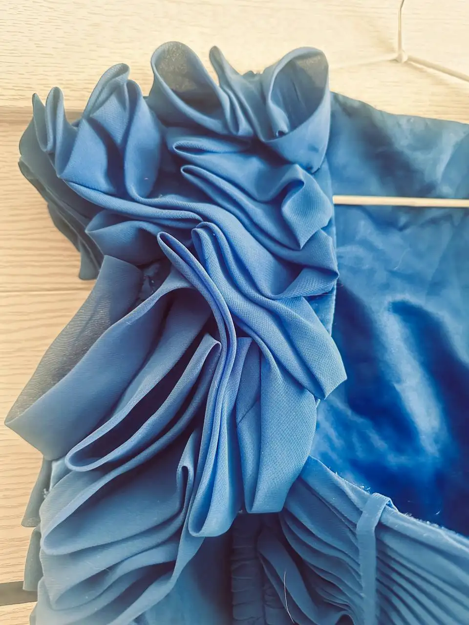 Голубое платье на выпускной или торжество - Платья (Одежда) в Чебоксары