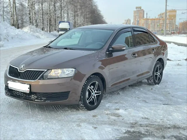 SKODA RAPID 2018г. в отличном состоянии - Шины и диски в Чебоксары