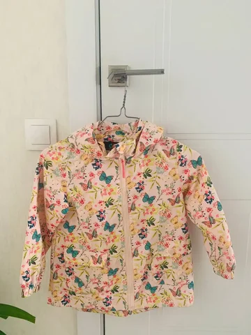 Детская ветровка размер 116 - Спортивная одежда в Чебоксары