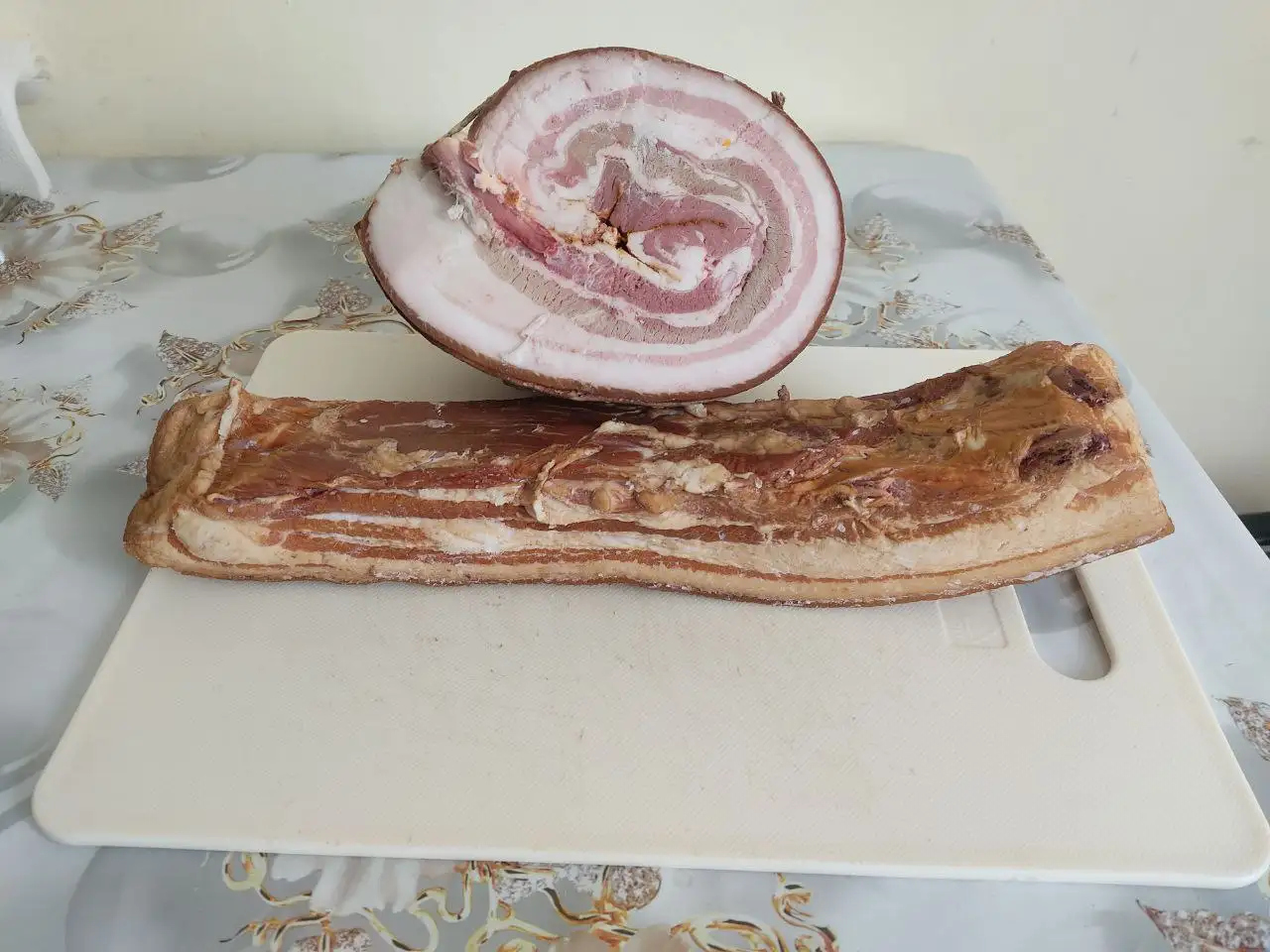 Продажа копченой грудинки и рулета - Барахолка в Чебоксары