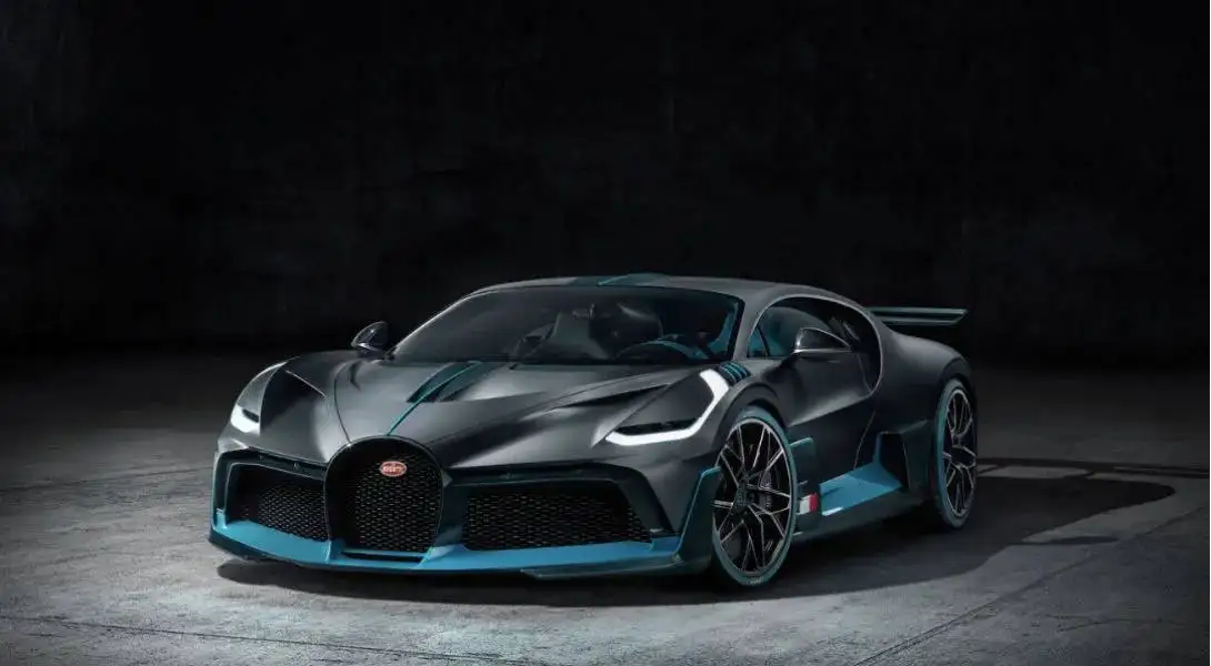 Куплю Bugatti Divo - Суперкары (Авто) в Братск