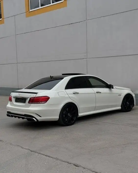 Куплю старую Mercedes E63 W212 - Легковые автомобили (Авто) в Братск