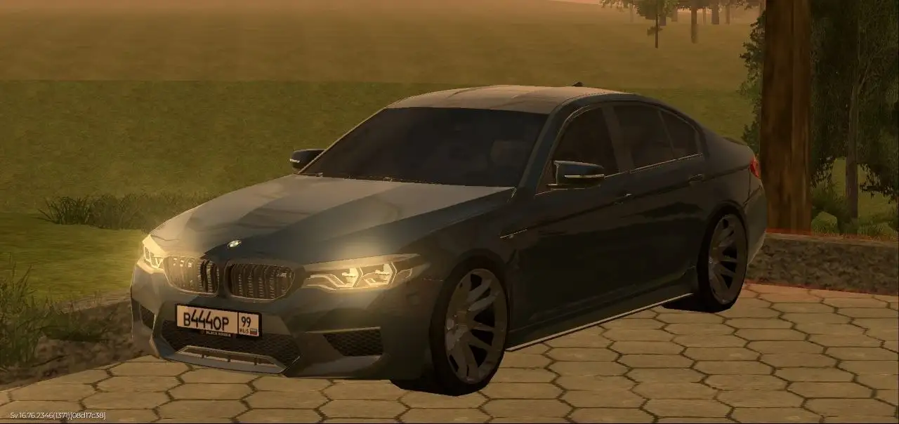 Mercedes-Benz (Майбах) и BMW M5 F90; Шлем Банни; Н/з В666УР666 - Барахолка в Братск