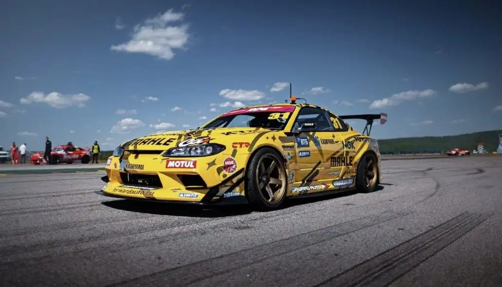 Куплю Nissan Silvia S15 - Кузовные запчасти и аксессуары (Авто) в Братск