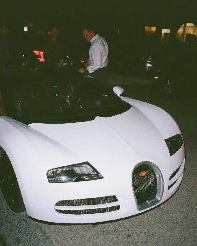 Куплю Bugatti Veyron - Легковые автомобили (Авто) в Братск