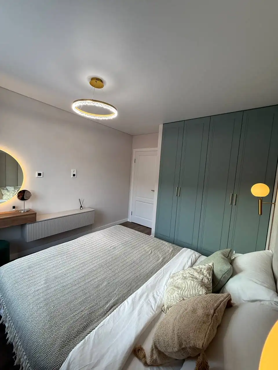 Продажа квартиры в Тюмени с дизайнерским ремонтом