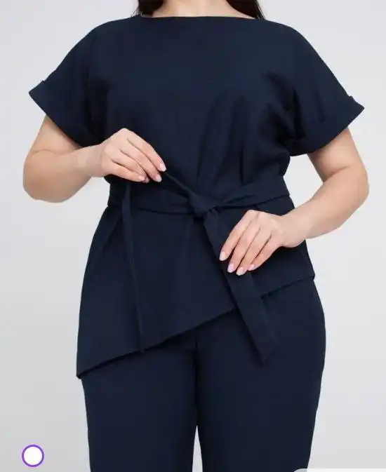 Новый брючный костюм размер 44