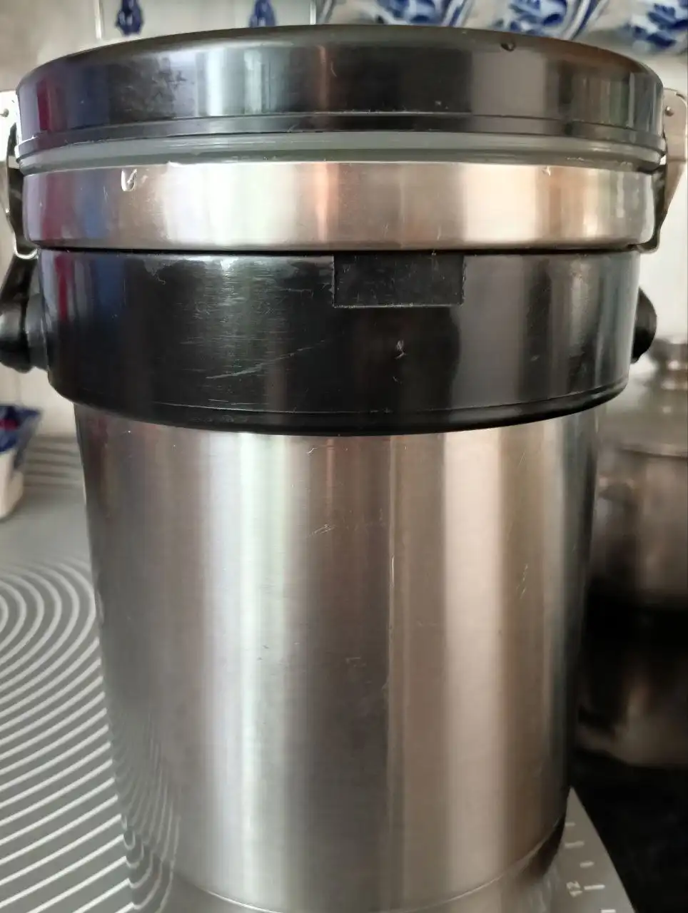 Термос большой для супа и второго - Барахолка в Нижневартовск