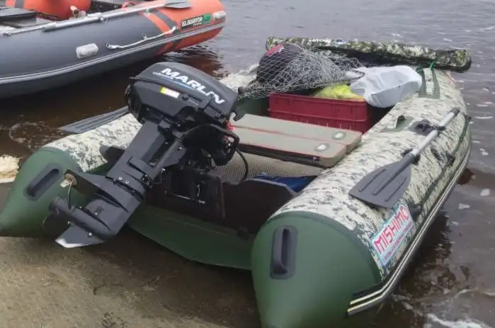 Продам комплект лодка Мишимо 315 лайт с мотором Марлин 9.8 - Рыбалка (Хобби и отдых) в Нижневартовск