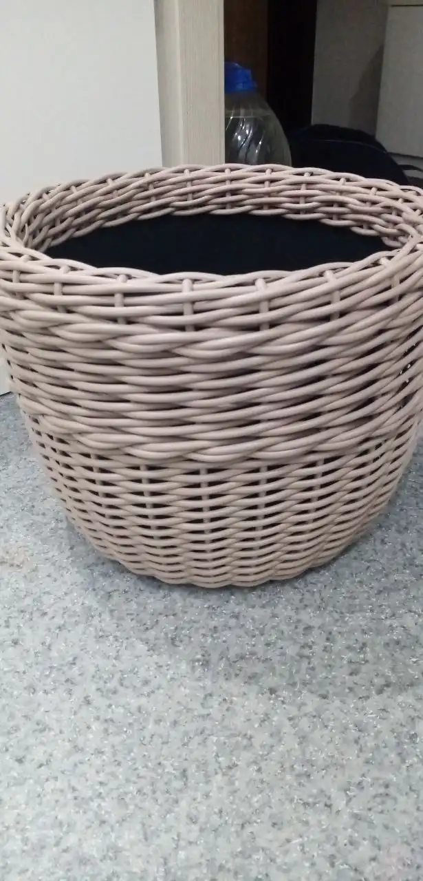 Кашпо и горшочки для комнатных и уличных цветов - Для дома и дачи (Барахолка) в Излучинск