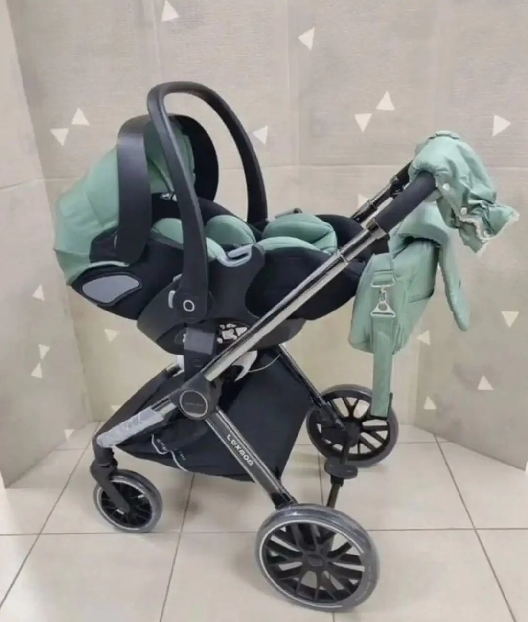 Детская коляска luxmom 777 3в1 - Коляски (Товары для детей) в Нижневартовск