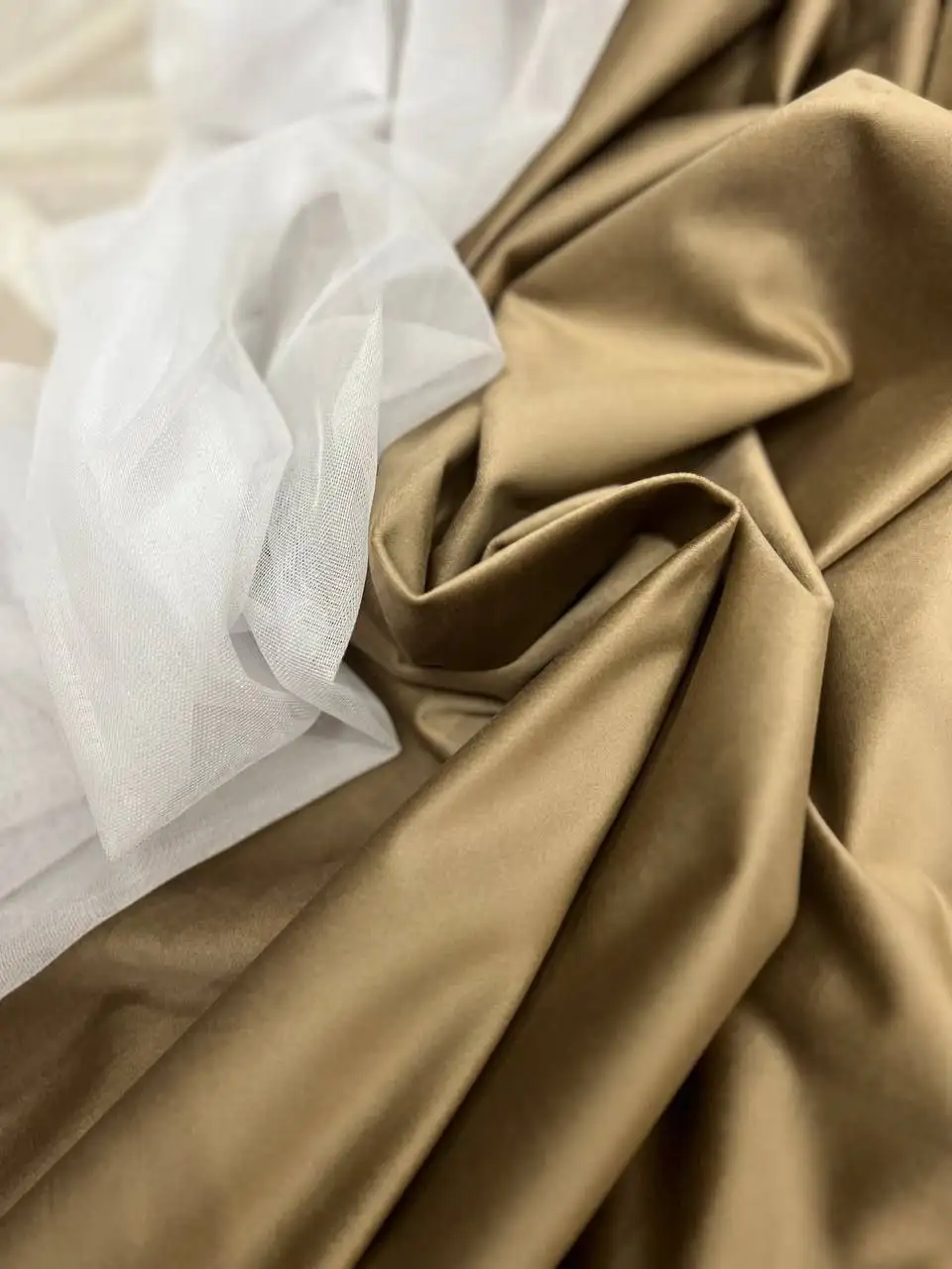 Продажа бархатных штор - Текстиль (Барахолка) в Нижневартовск