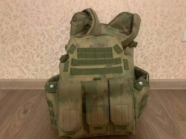 Продам бронежилет в мох для страйкбола - Хобби и отдых в Нижневартовск