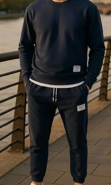 Продажа новых костюмов синего и серого цвета размер 52 - частное объявление в Нижневартовск