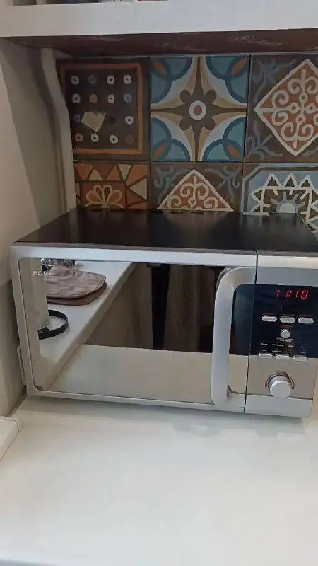 Микроволновая печь Bork в хорошем состоянии - Техника для кухни (Барахолка) в Нижневартовск