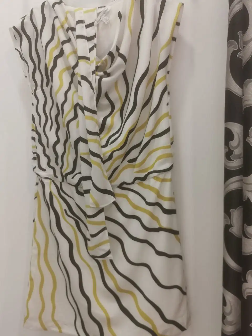 Продажа новых платьев с бирками - Женская одежда (Одежда) в Нижневартовск