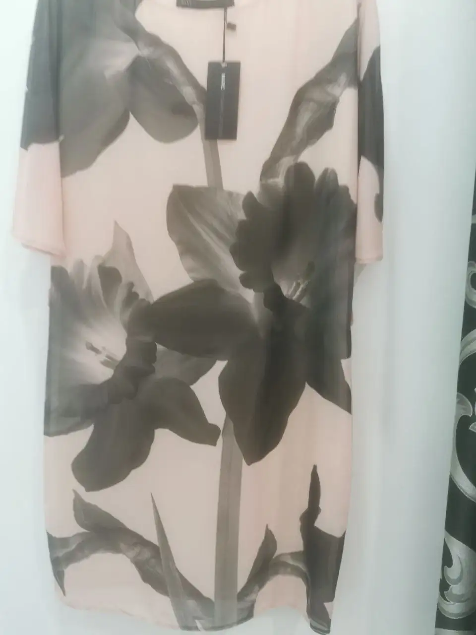 Продажа новых платьев с бирками - Женская одежда (Одежда) в Нижневартовск