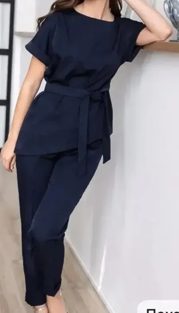 Продам новый брючный костюм размер 44 - Массаж в Нижневартовск