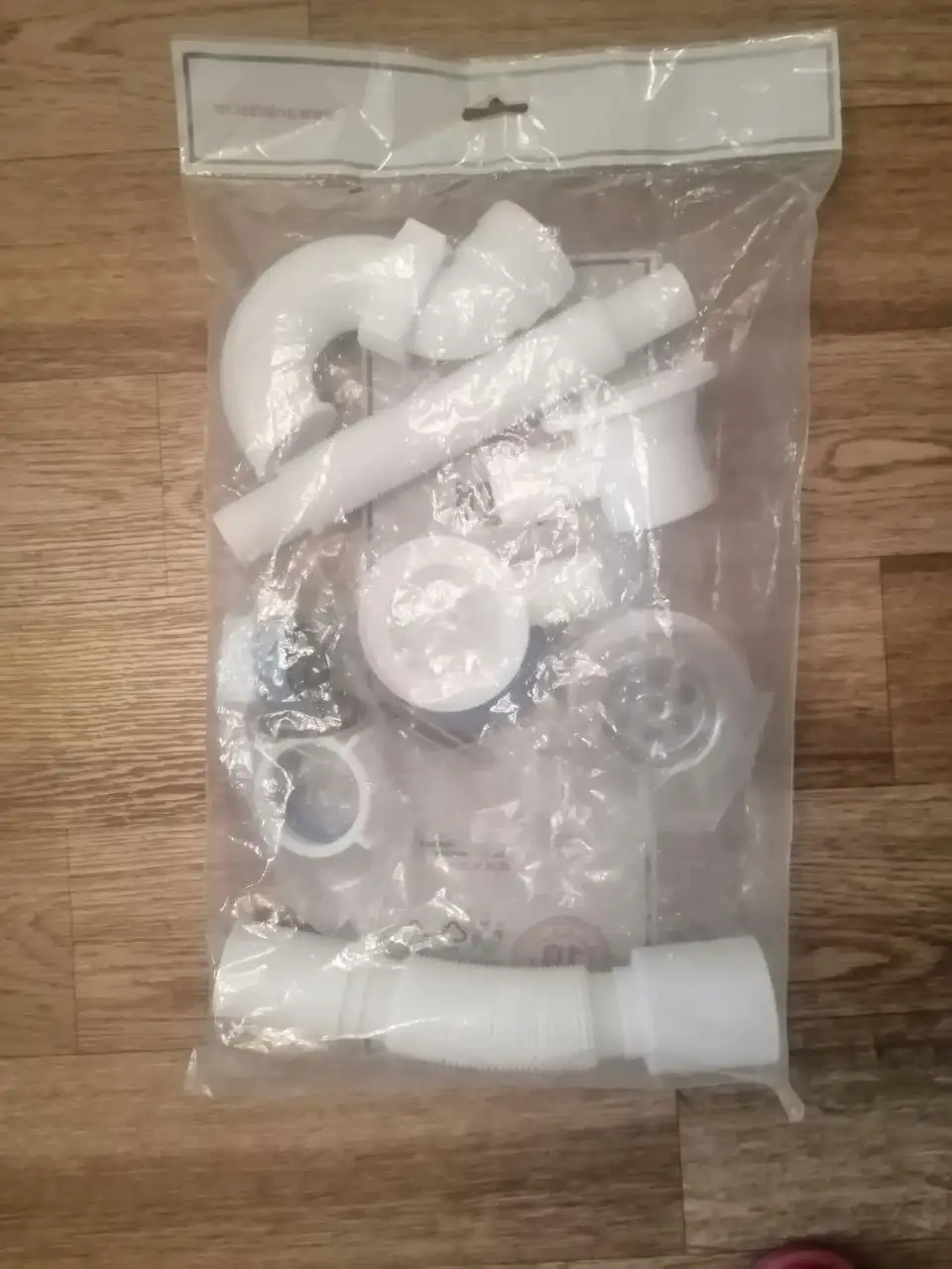 Сифон для ванной с гибкой трубой - Сантехника (Для дома и дачи) в Нижневартовск