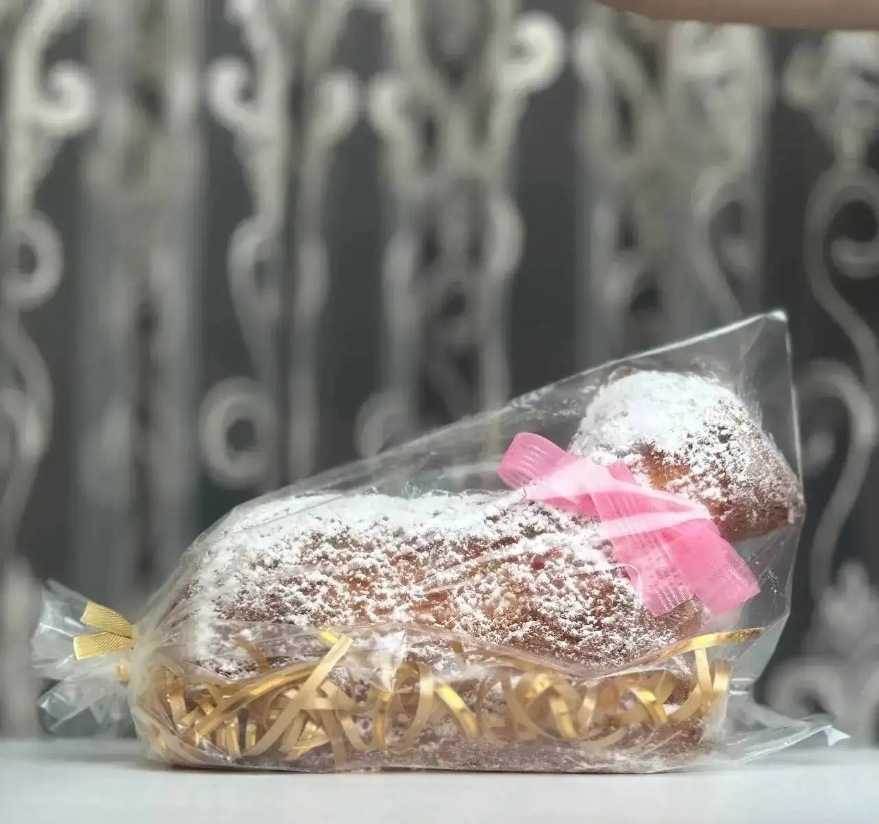 Пасхальный агнец и кролик из кексового теста ручной работы - Кондитерские изделия (Барахолка) в Нижневартовск