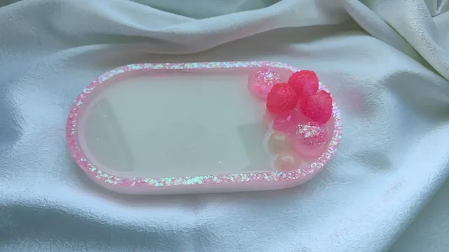 Уникальная тарелочка малиной из эпоксидной смолы для мелочей и украшений - Инструменты в Нижневартовск