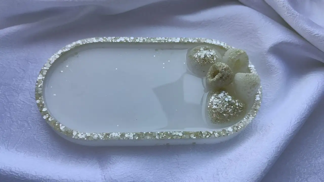 Уникальная тарелочка малиной из эпоксидной смолы для мелочей и украшений - Ручная работа (Барахолка) в Нижневартовск