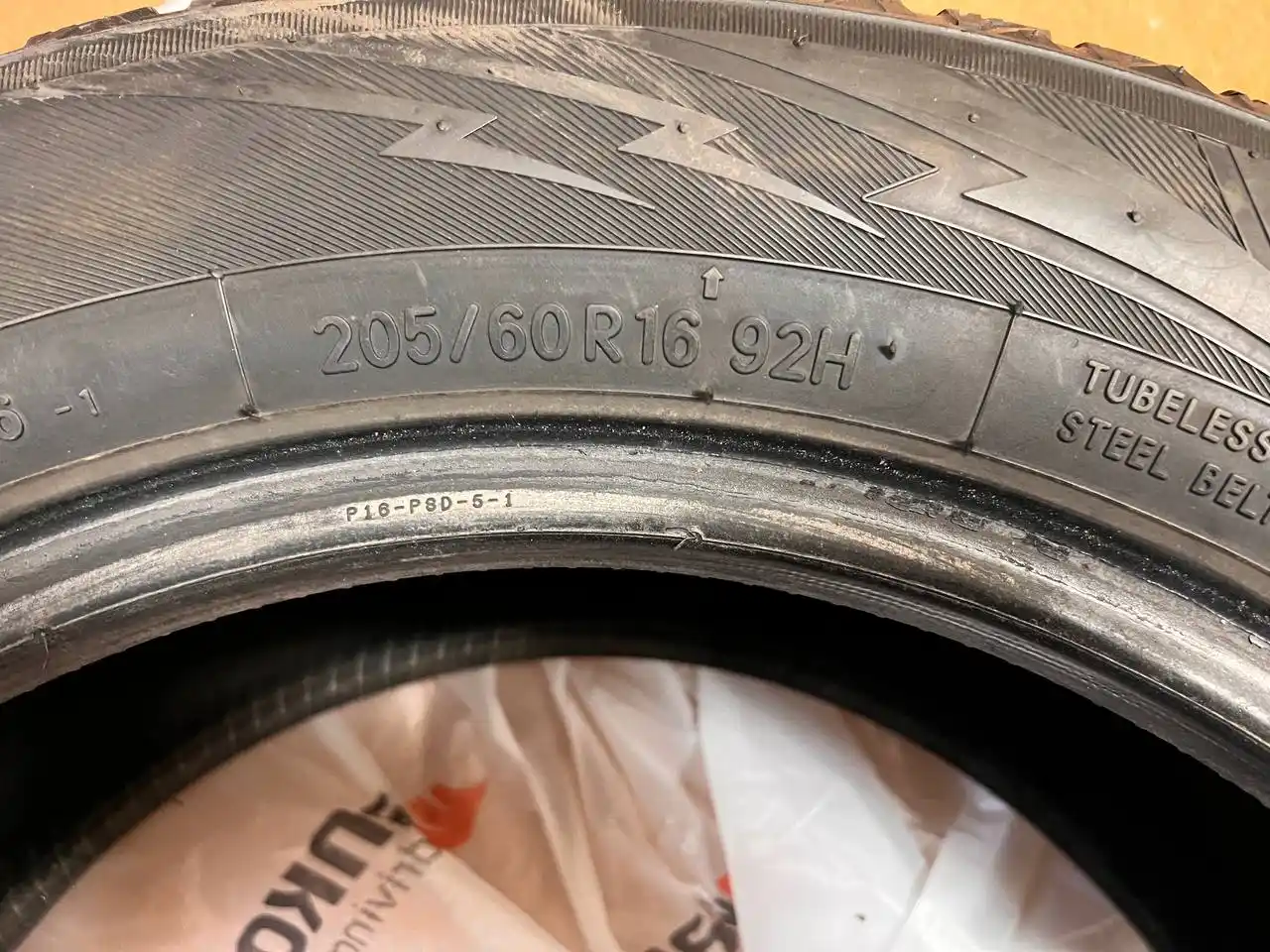 Toyo Observe GSI 6 японская липучка