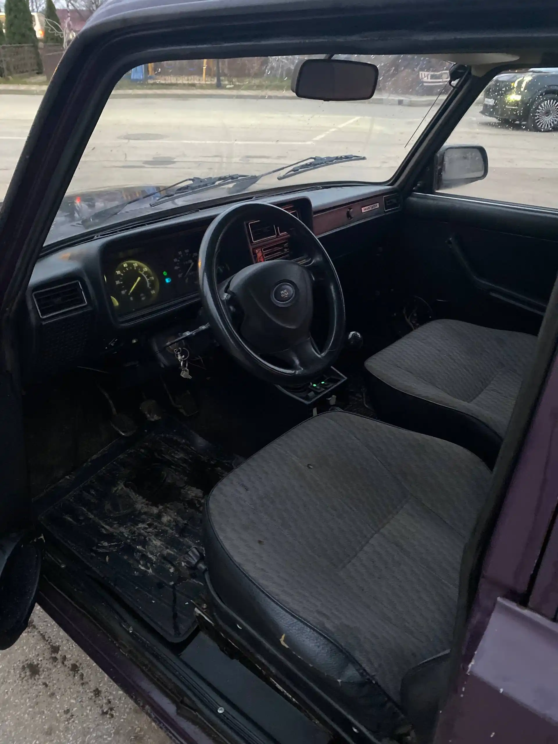 ВАЗ 2107 2004 года