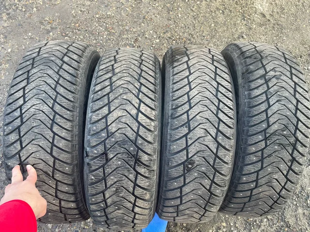 Продам комплект зимних шипованных шин Yokohama Ice Guard IG65 - Авто в Нижний Новгород