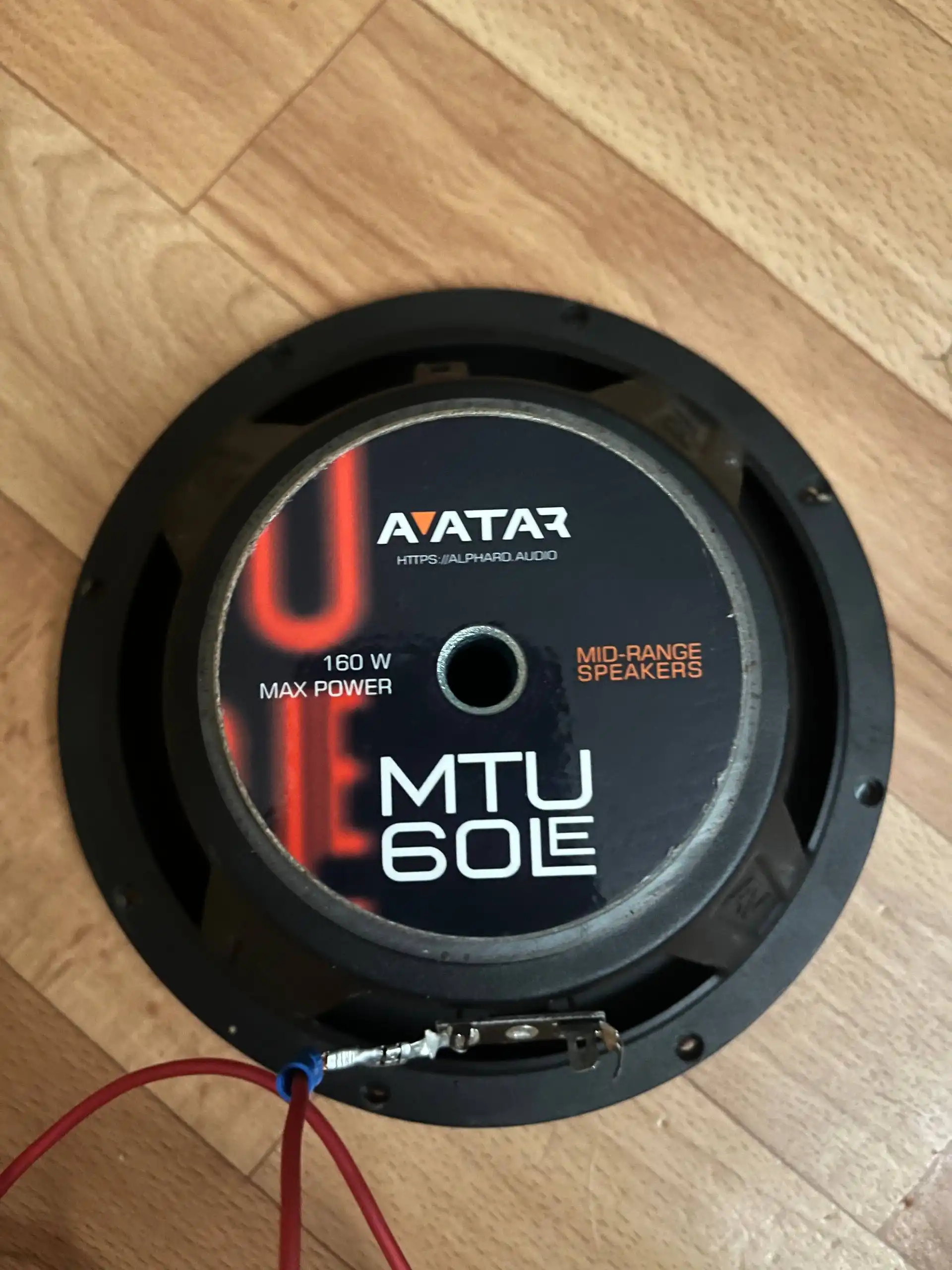 Продажа автозвука и запчастей ВАЗ