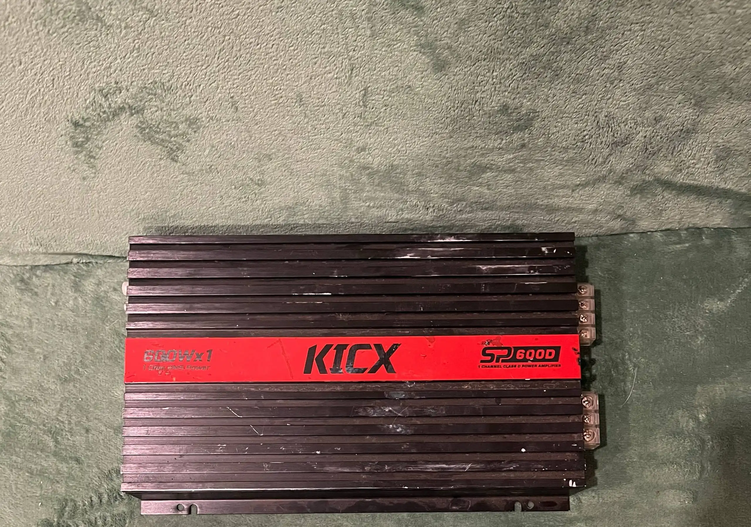 Продажа автозвука и запчастей ВАЗ