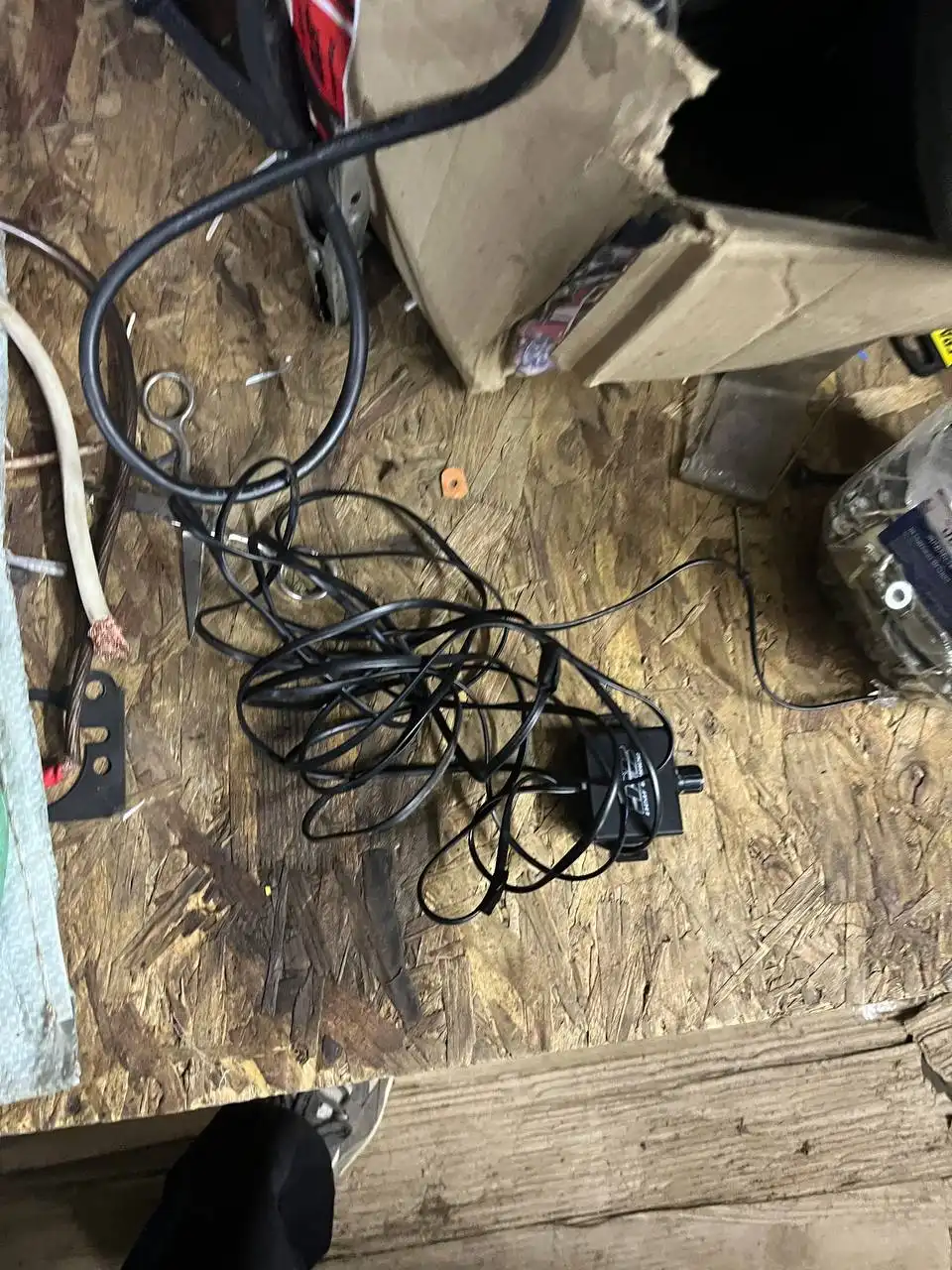 Продажа силового кабеля и аудиоаксессуаров