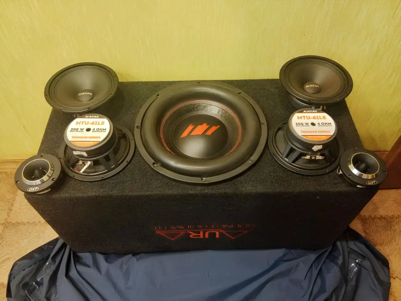 Продажа динамиков Avatar и сабвуфера