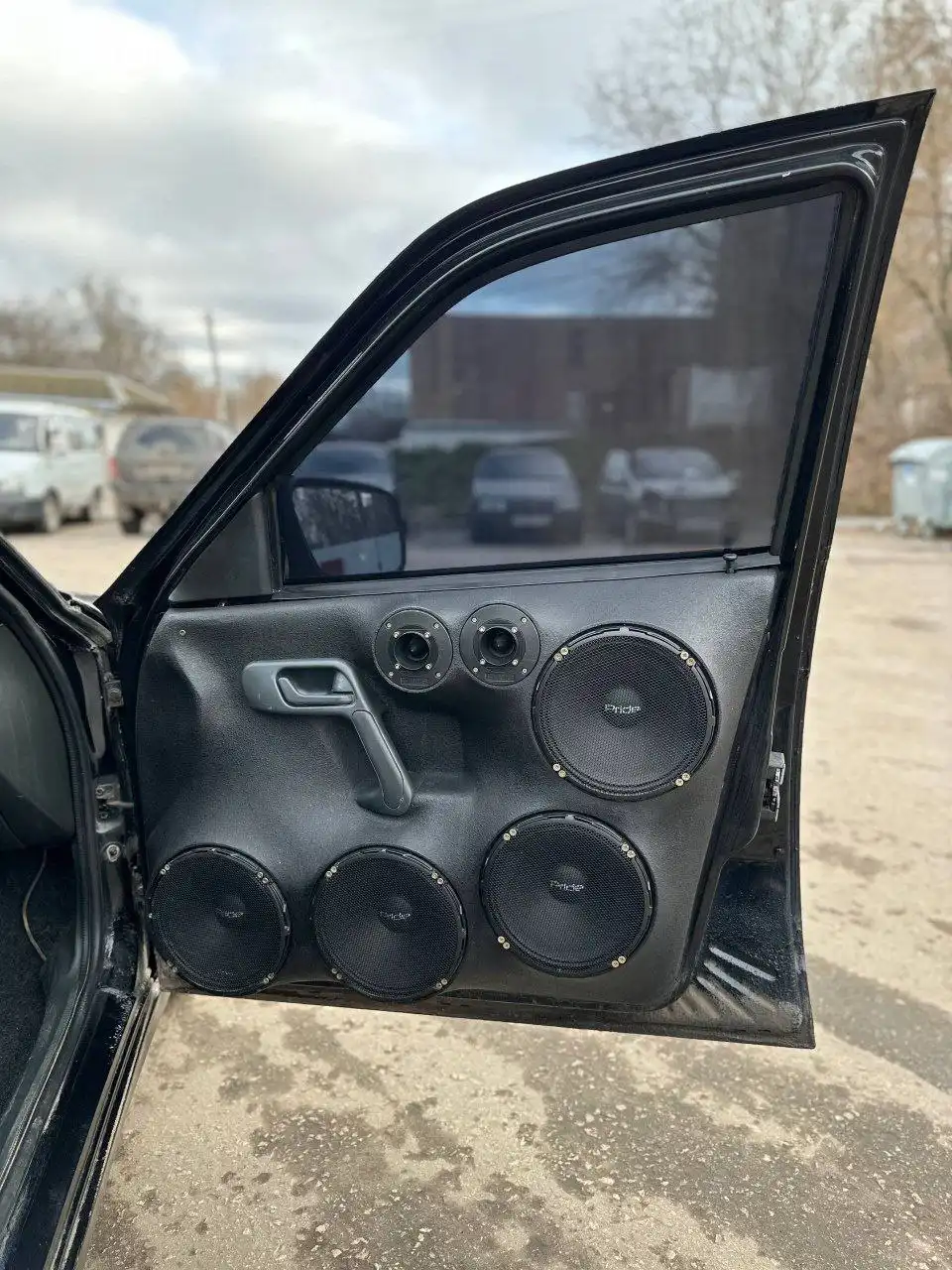 Продажа громкой аудиосистемы