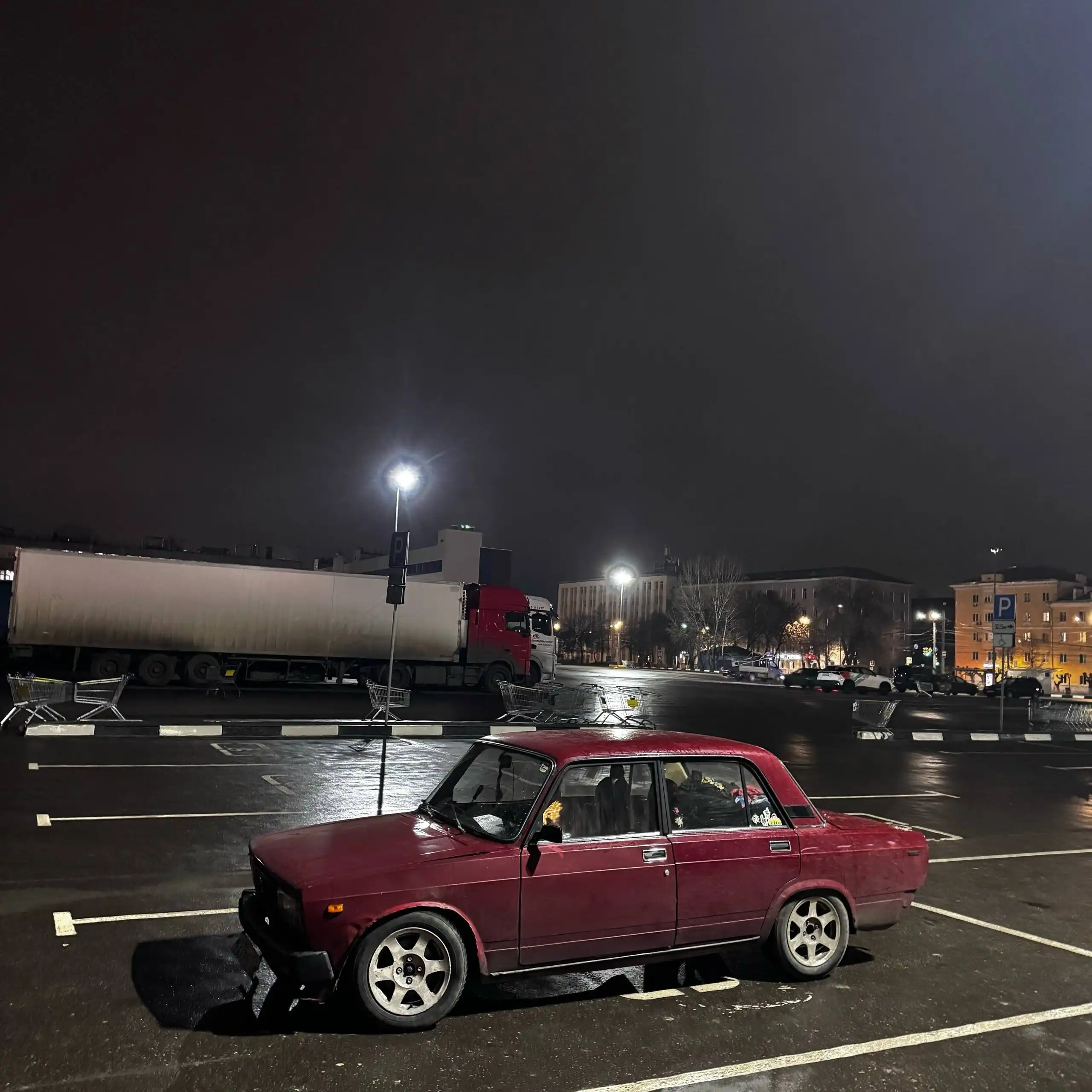 ВАЗ 2105 1996 года подготовленная для зимних покатушек