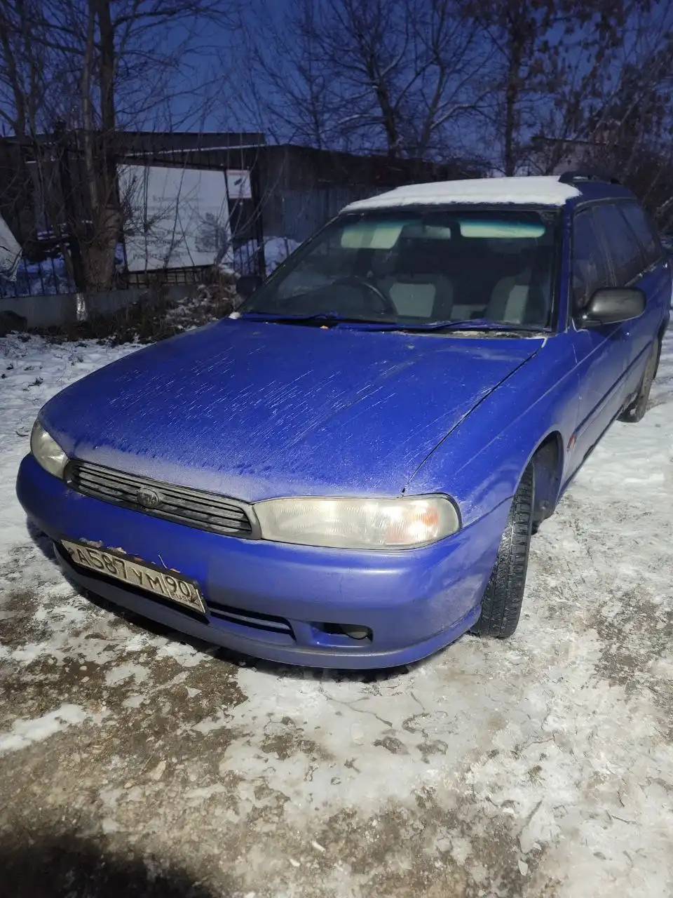 Продам автомобиль на ходу с автоматом и полным приводом