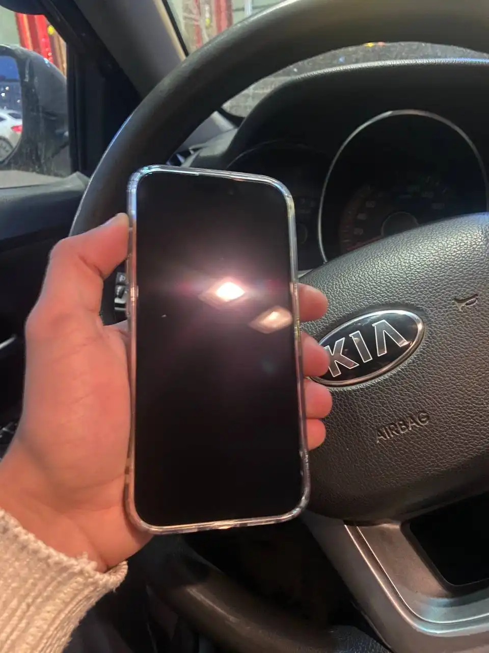 iPhone 15 Pro 256 ГБ в идеальном состоянии