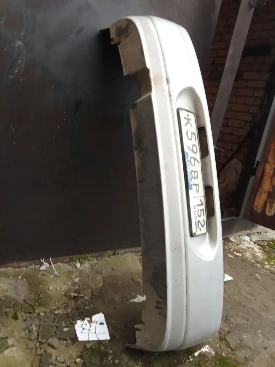 Продажа бампера 2 к