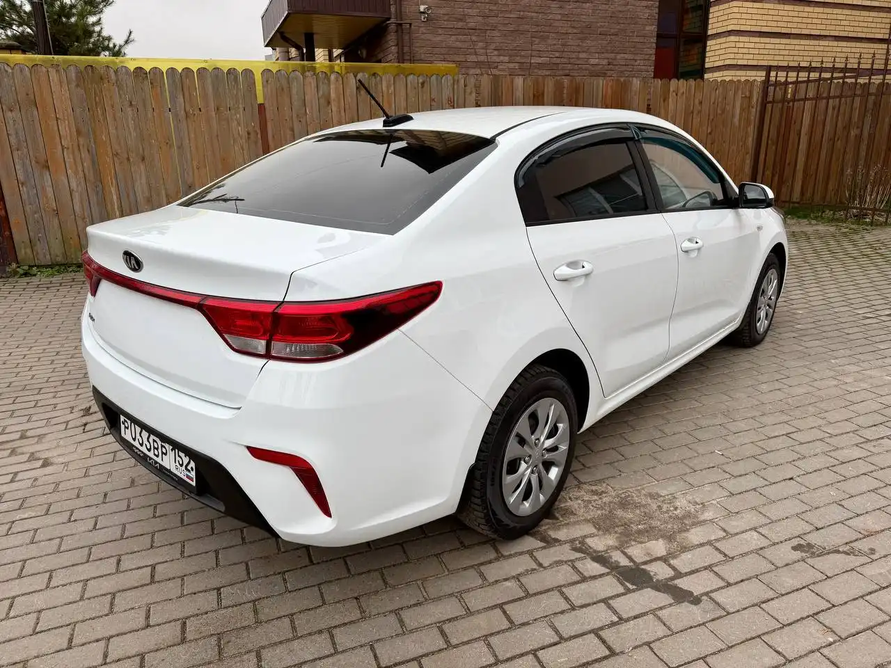 Kia Rio 2017, 1.4 МТ, 1 хозяин, 148000 км