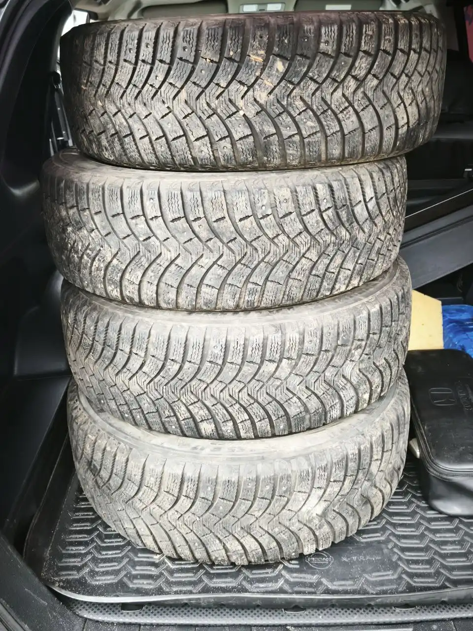 Зимние шины Michelin 225/65 17 4 шт