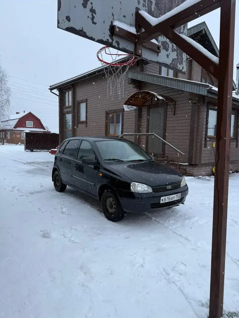 Автомобиль 2012 года на полном ходу - Авто в Нижний Новгород