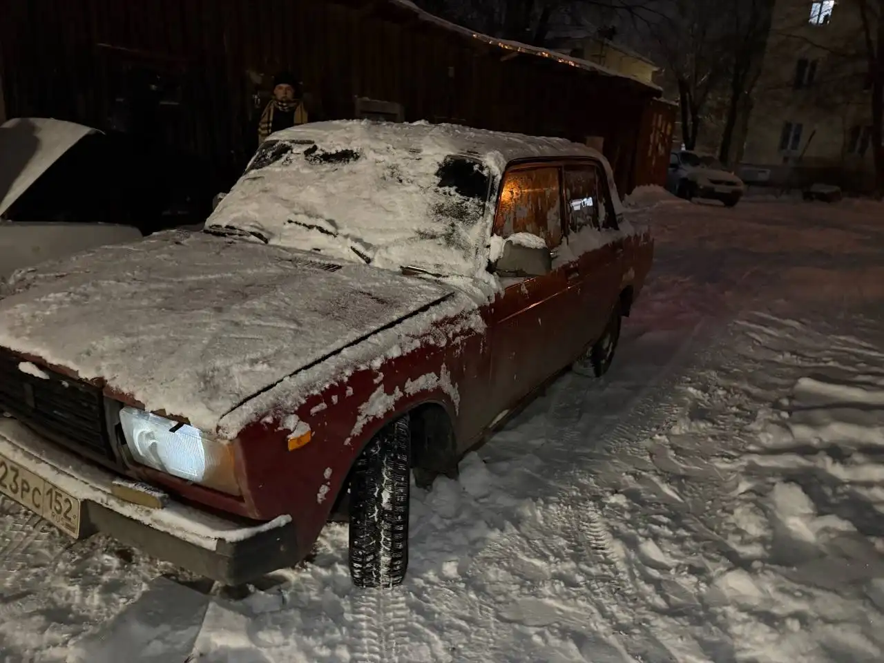 ВАЗ 2107 2006 года с незначительными повреждениями