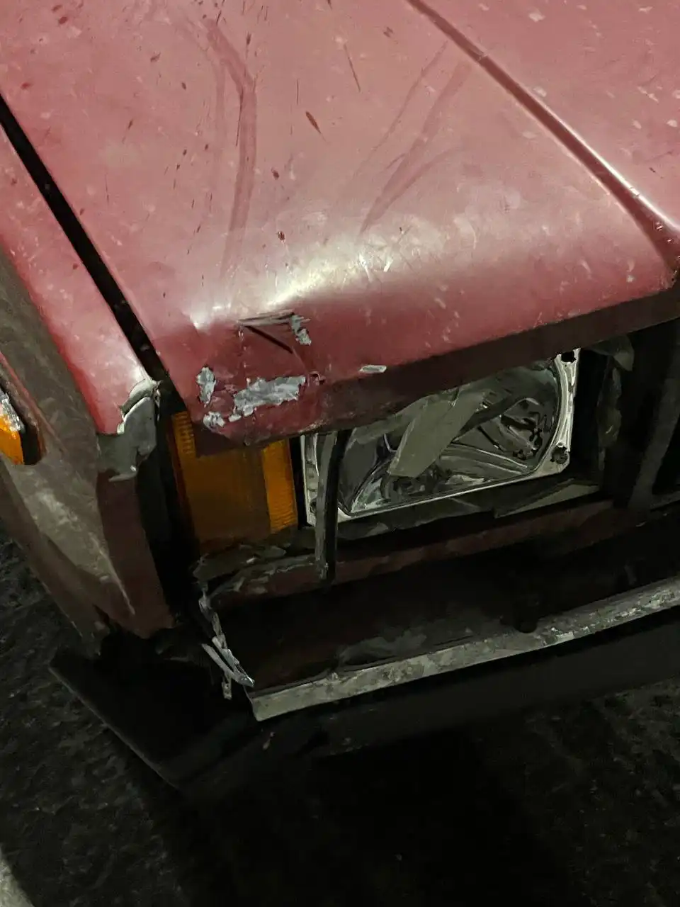 ВАЗ 2107 2006 года с незначительными повреждениями