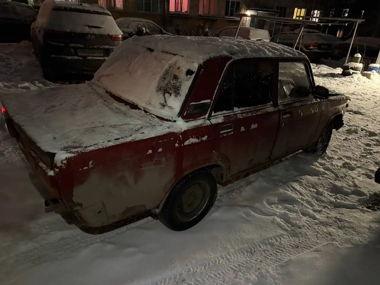 ВАЗ 2107 2006 года с незначительными повреждениями