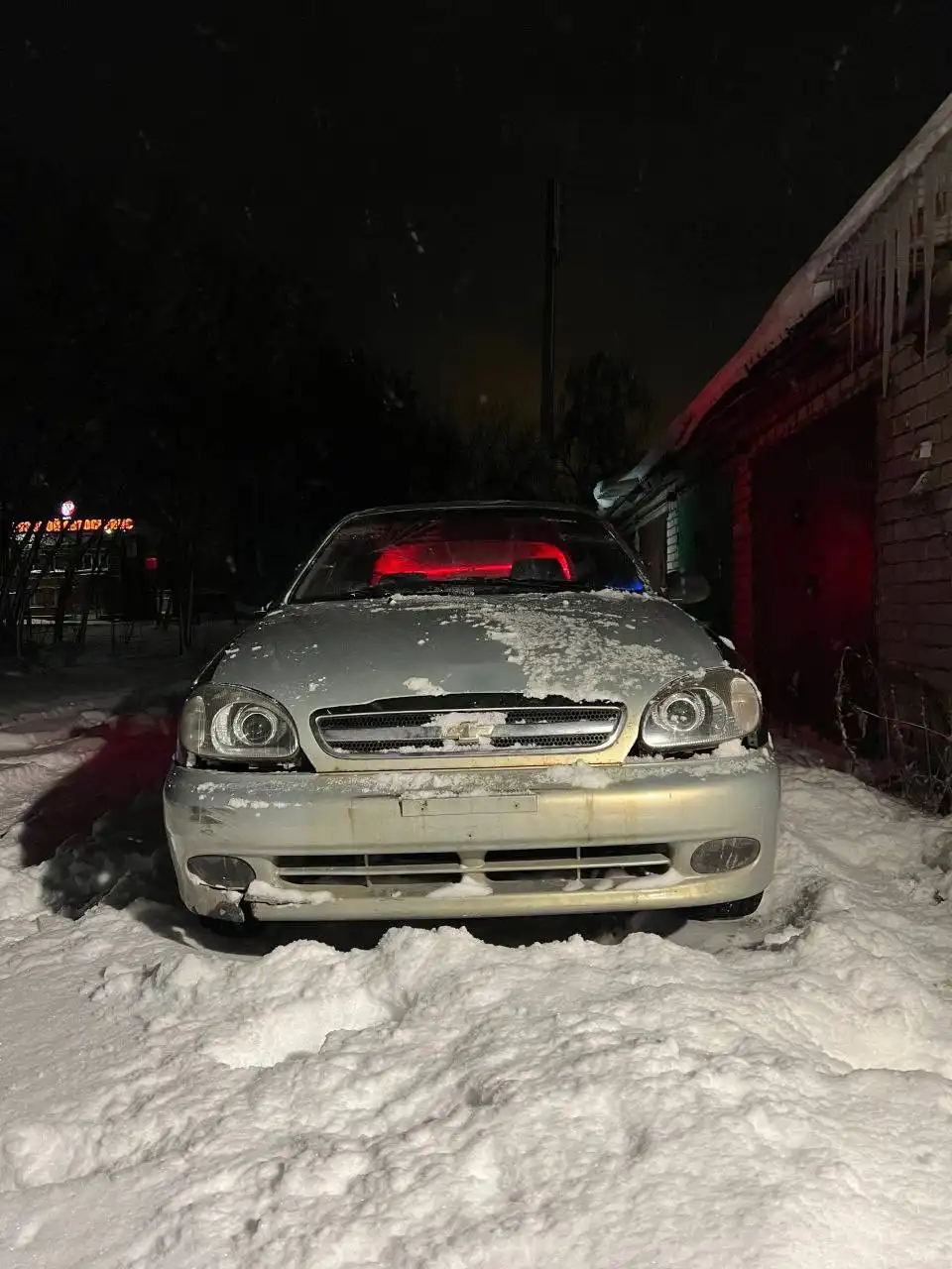 Продам Daewoo Lanos с автозапуском и новыми деталями